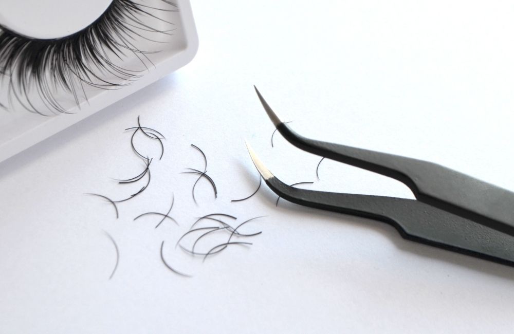 Beauty：601 Catchy, Exotic Names for Lashes Business + Naming Guide