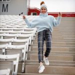 Dressed：Timeless plaid pants outfit concepts: What to put on with plaid pants