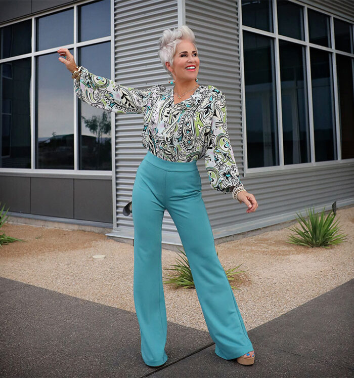 Dressed：Learn how to costume if you end up petite?