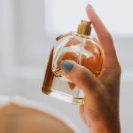 Magnificence：Be taught The place to Spray Your Fragrance for a Lengthy Lasting Perfume
