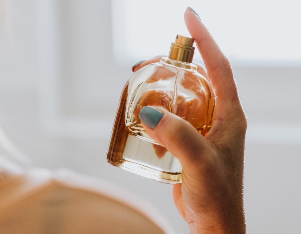 Magnificence:Be taught The place to Spray Your Fragrance for a Lengthy Lasting Perfume Magnificence:Be taught The place to Spray Your Fragrance for a Lengthy Lasting Perfume